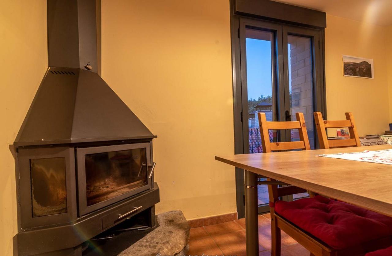 Casa Rural Graeras En Castigaleu Eksteriør billede