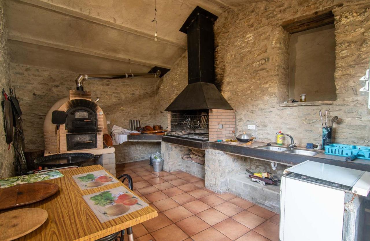 Casa Rural Graeras En Castigaleu Eksteriør billede